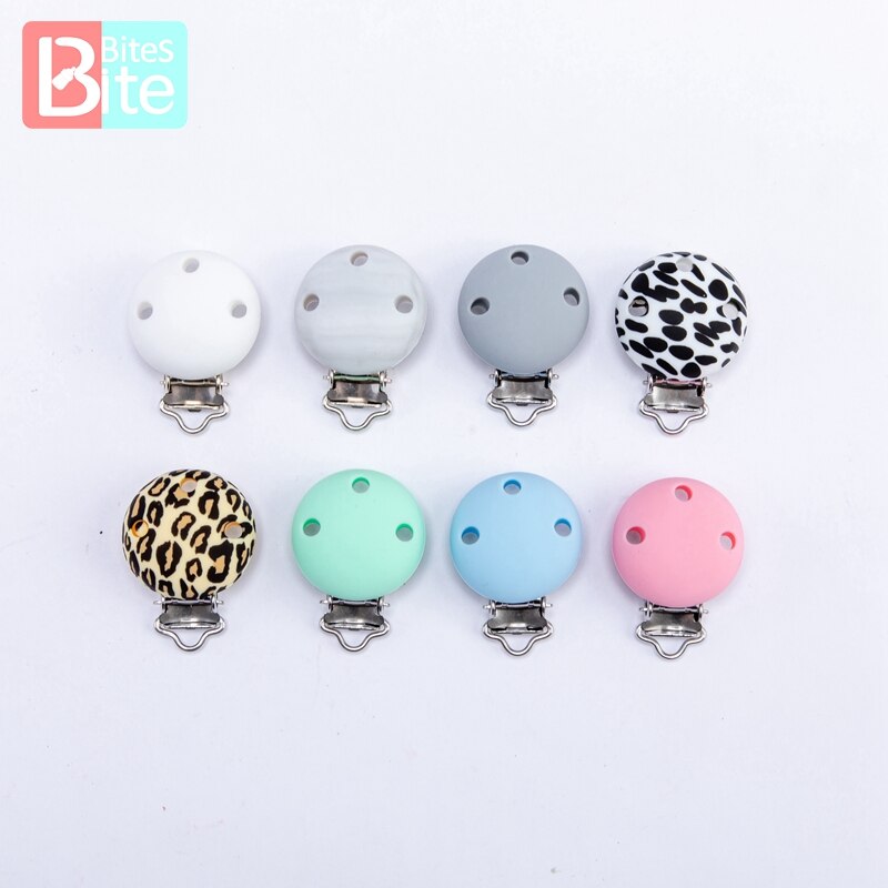 Bite Bites 4pcs Baby Pacifier Clip Three Holes Leopard Marble Round Silicone Holder Clip Infant Nipple Clasps Baby Product